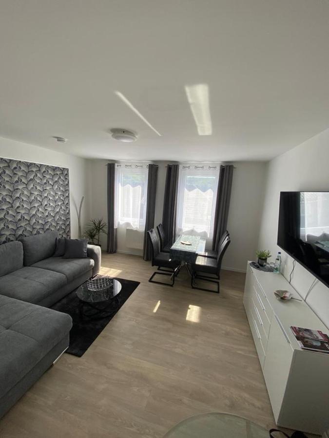 Schoene Ferienwohnung „Zum Glueck Tropical“ Άιζεναχ Εξωτερικό φωτογραφία